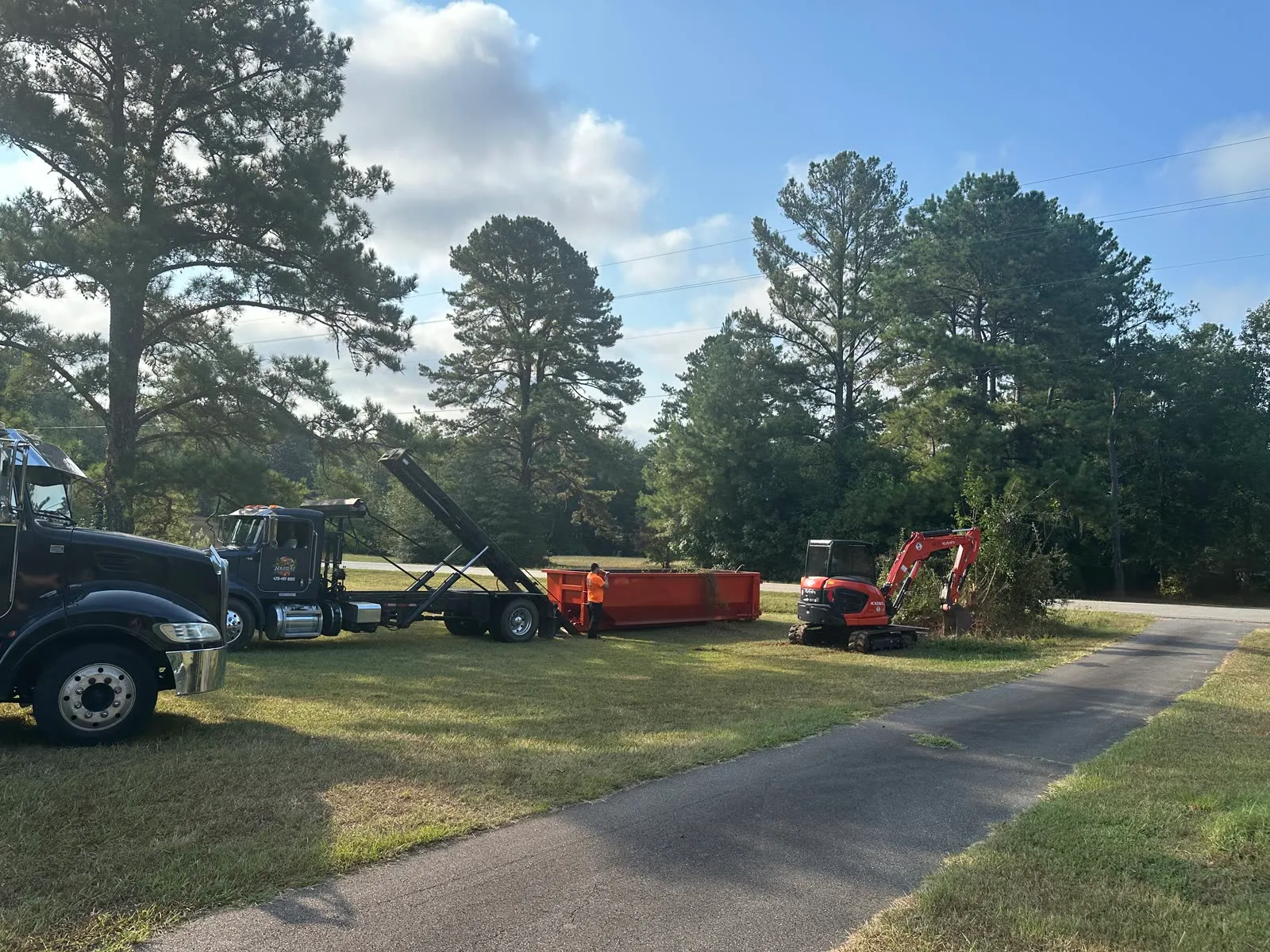 haggai-clearing-2077 Land clearing and brush removal equipment - Haggai Dump and Haul Griffin GA